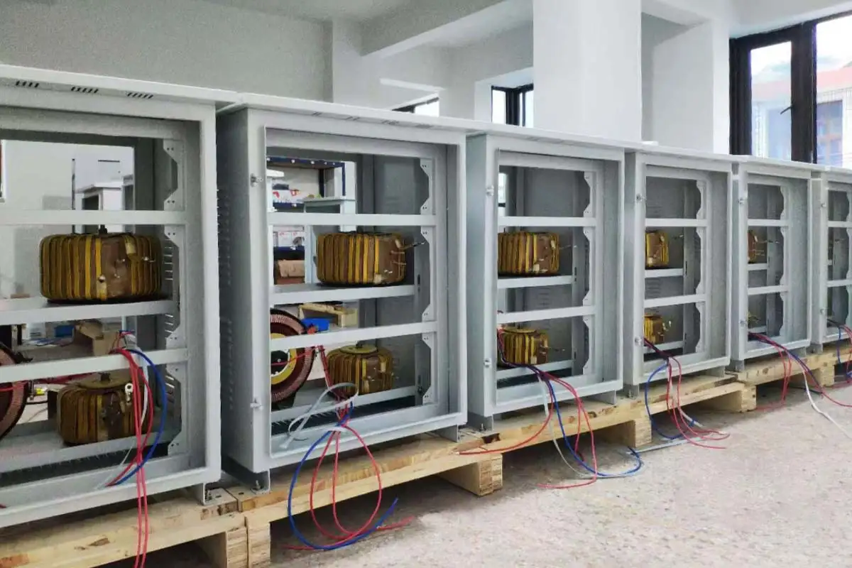 SVC Servo Motor Voltage Stabilizer