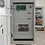 100KVA 440V Spannungsstabilisator Industrieller Spannungsregler 3 Phasen Servo-Typ