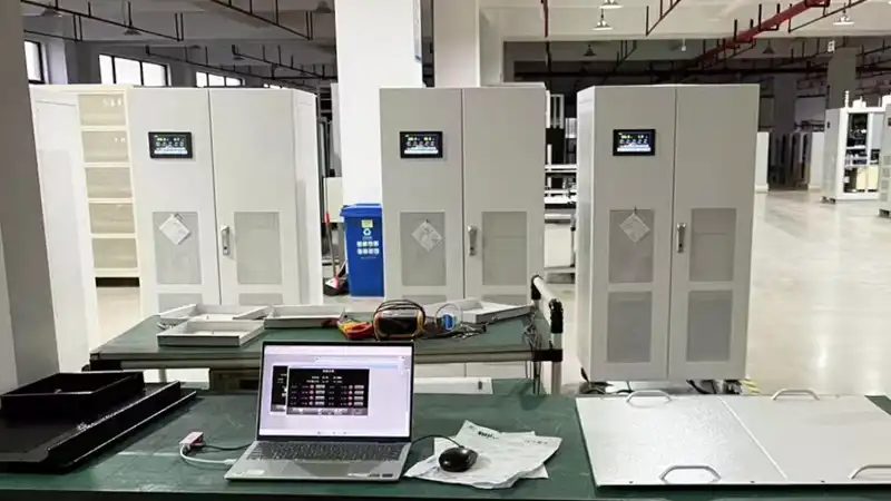 Grid condition simulation power supply