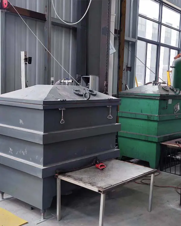 Vacuum pressure impregnation process applying insulating varnish to transformer windings